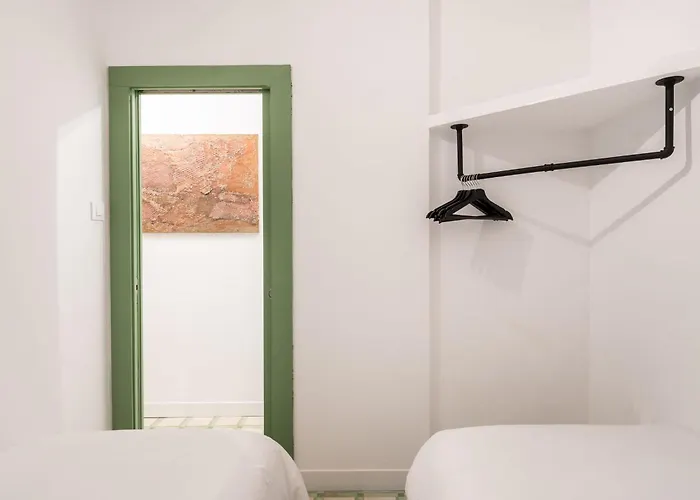 Lägenhet Charming Renovated Apt Minutes From The Center